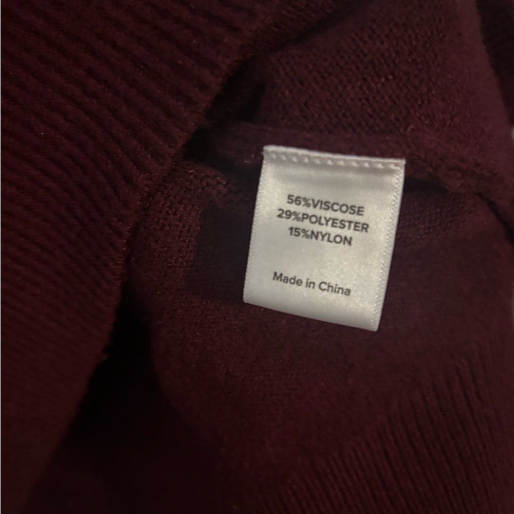 Evereve Burgundy Turtleneck Sweater - Picture 5 of 5
